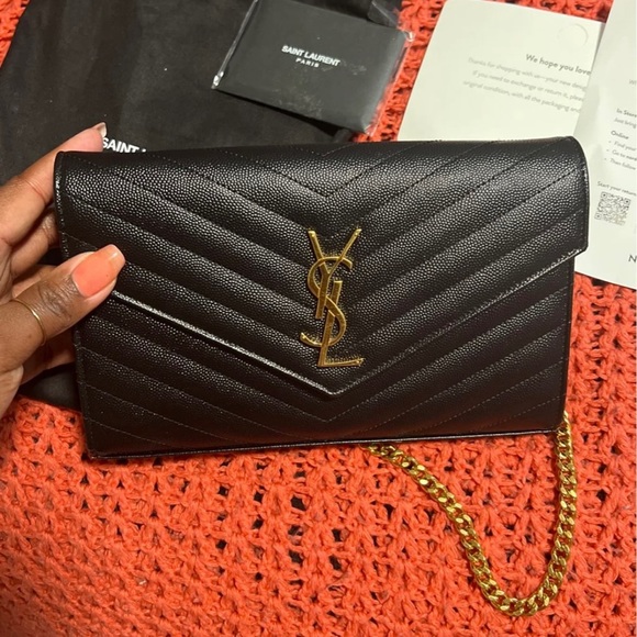 Saint Laurent Monogramme Quilted Leather Wallet on a Gold Chain - Picture 7 of 12